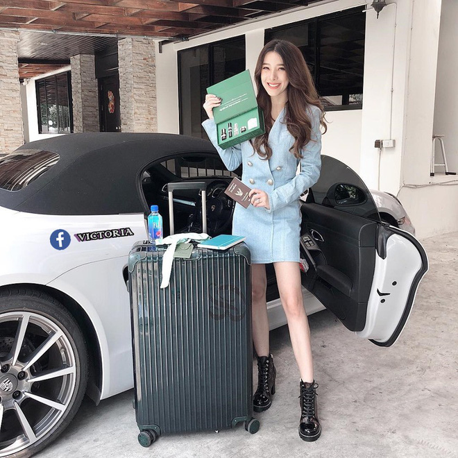 Đã xinh, giỏi lại còn sở hữu 80 chiếc siêu xe, gái đẹp này xứng đáng là 'thiên hạ đệ nhất đầu thai' Đã xinh, giỏi lại còn sở hữu 80 chiếc siêu xe, gái đẹp này xứng đáng là 'thiên hạ đệ nhất đầu thai'