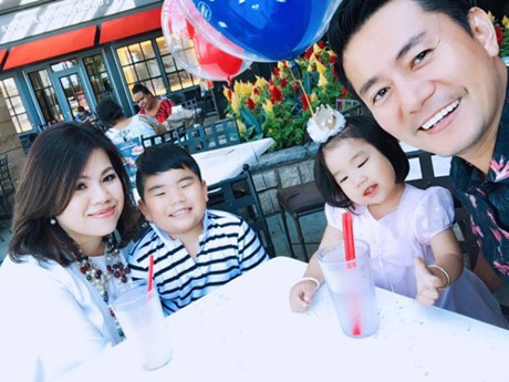 'Jang Dong Gun Việt Nam' Minh Cường gây sốc vì tháng trước vừa khoe vợ, nay đã thông báo ly hôn 'Jang Dong Gun Việt Nam' Minh Cường gây sốc vì tháng trước vừa khoe vợ, nay đã thông báo ly hôn