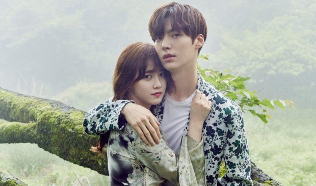 Giữa 'bão' Goo Hye Sun ly hôn, Linh Ka có lời khuyên cho fan về chuyện tình yêu cực 'triết lý' Giữa 'bão' Goo Hye Sun ly hôn, Linh Ka có lời khuyên cho fan về chuyện tình yêu cực 'triết lý'