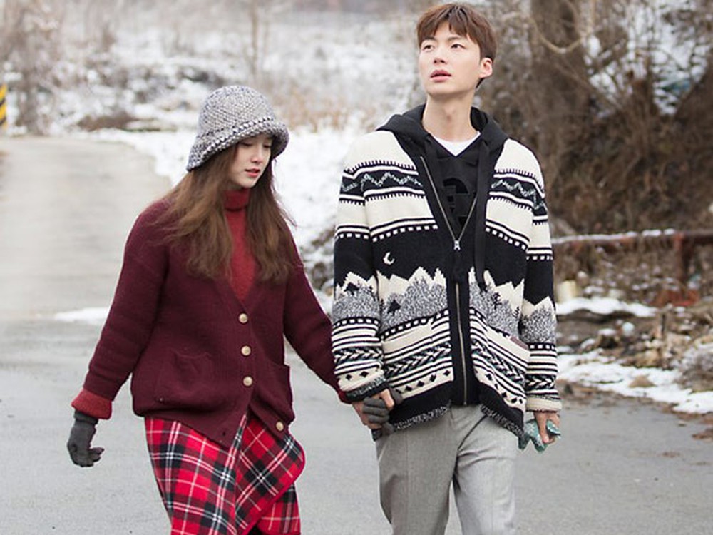 Đọc lại những câu nói ngôn tình của Ahn Jae Hyun, netizen nhắn nhủ: 'Mong anh từ nay về sau, sóng gió không yên một ngày' - 4 Đọc lại những câu nói ngôn tình của Ahn Jae Hyun, netizen nhắn nhủ: 'Mong anh từ nay về sau, sóng gió không yên một ngày' - 4