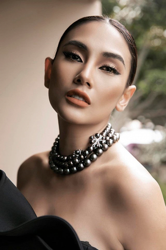 Võ Hoàng Yến: 'Câu chuyện người thứ ba của tôi không liên quan Cường Đô La - Hồ Ngọc Hà' - 3 Võ Hoàng Yến: 'Câu chuyện người thứ ba của tôi không liên quan Cường Đô La - Hồ Ngọc Hà' - 3