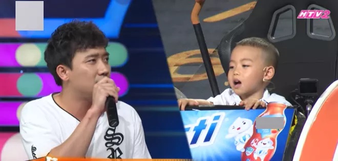 Khán giả phát cuồng với phần thi gây mệt mỏi nhất lịch sử Nhanh Như Chớp Nhí của 'thánh nói' 5 tuổi - 2 Khán giả phát cuồng với phần thi gây mệt mỏi nhất lịch sử Nhanh Như Chớp Nhí của 'thánh nói' 5 tuổi - 2