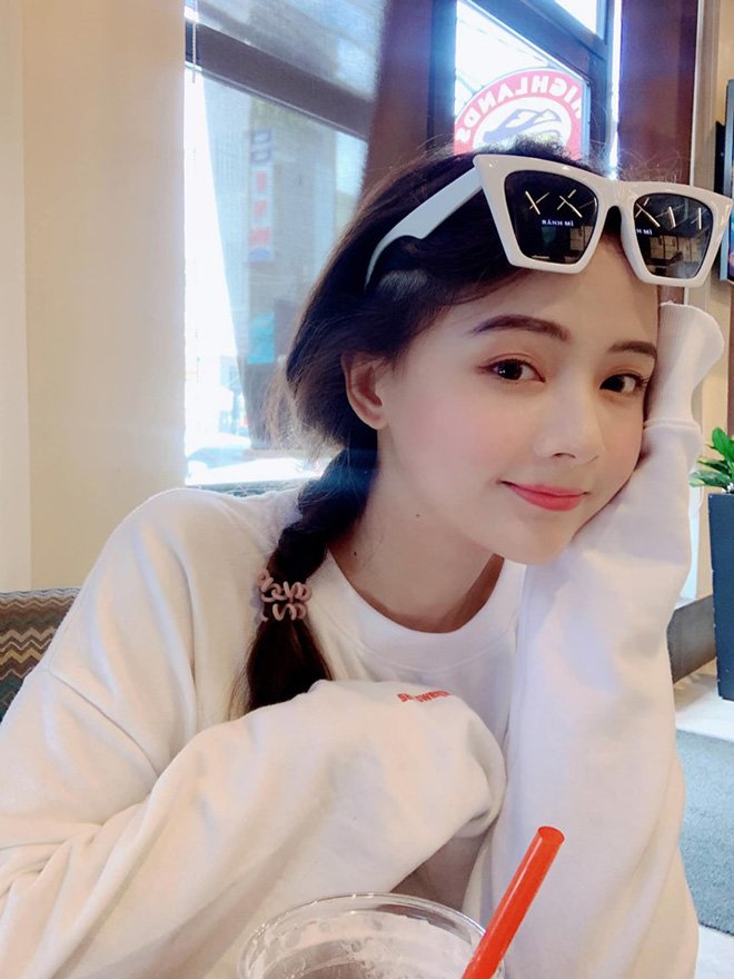 'Hot girl ảnh thẻ' giờ ra sao sau 5 năm bất ngờ nổi tiếng? - 9 'Hot girl ảnh thẻ' giờ ra sao sau 5 năm bất ngờ nổi tiếng? - 9