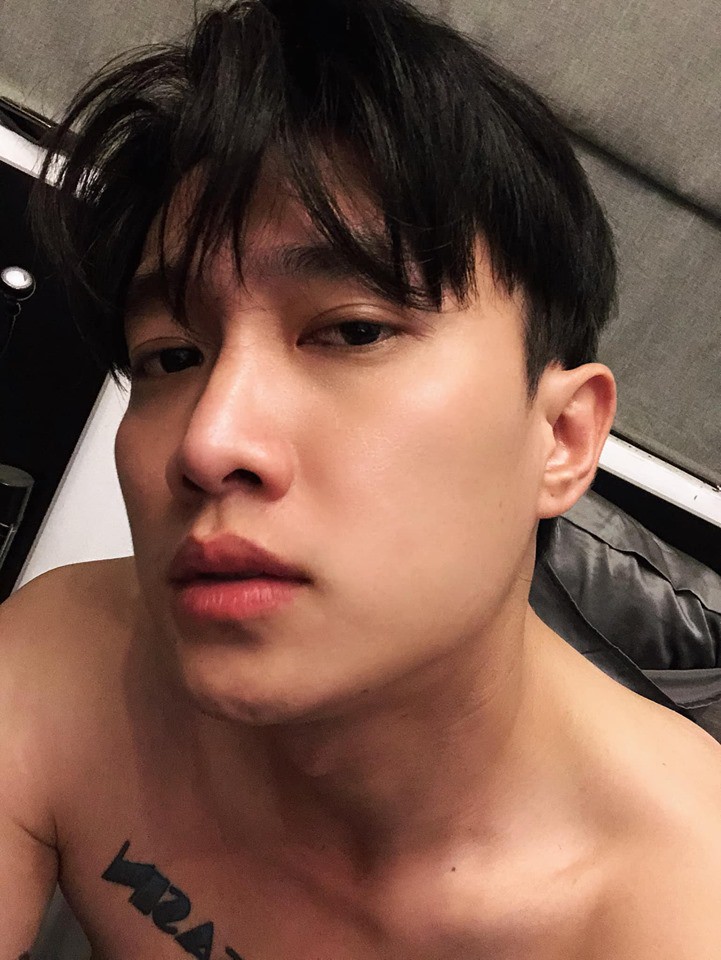 Quốc Trường đẹp trai thì ai cũng công nhận, nhưng chiếc mũi 'hơi lạ' này bất ngờ bị nghi đã được thẩm mỹ Quốc Trường đẹp trai thì ai cũng công nhận, nhưng chiếc mũi 'hơi lạ' này bất ngờ bị nghi đã được thẩm mỹ