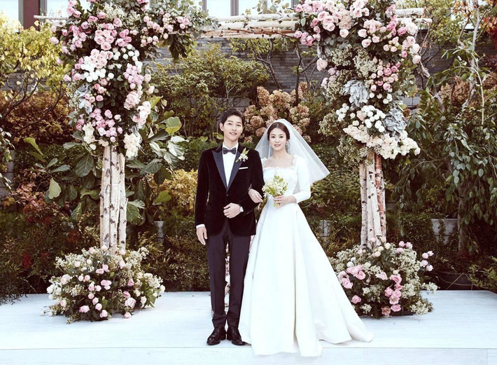 Song Joong Ki - Ahn Jae Hyun và câu chuyện hậu ly hôn: Nơi lạnh nhất không phải Nam Cực mà trái tim của gã đàn ông đã cạn tình - 6 Song Joong Ki - Ahn Jae Hyun và câu chuyện hậu ly hôn: Nơi lạnh nhất không phải Nam Cực mà trái tim của gã đàn ông đã cạn tình - 6