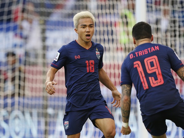 Thái Lan triệu tập 33 cầu thủ chuẩn bị cho đại chiến với Việt Nam tại vòng loại World Cup Thái Lan triệu tập 33 cầu thủ chuẩn bị cho đại chiến với Việt Nam tại vòng loại World Cup