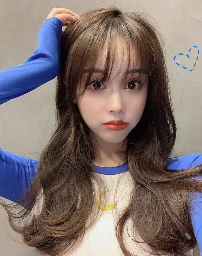Hot girl hơn 7 triệu follow bị bóc mẽ nhan sắc thật: Thiếu đi filter làm đẹp thì cũng hóa... bình thường girl thôi! - 4 Hot girl hơn 7 triệu follow bị bóc mẽ nhan sắc thật: Thiếu đi filter làm đẹp thì cũng hóa... bình thường girl thôi! - 4