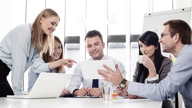 Lao động nước ngoài vào Việt Nam tăng nhanh, hưởng lương cao Lao động nước ngoài vào Việt Nam tăng nhanh, hưởng lương cao