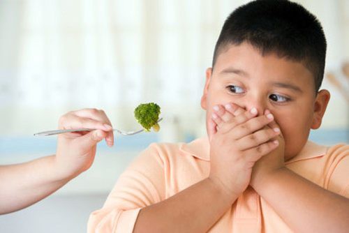 Bố mẹ tự hào vì con 11 tuổi lớn vù vù nhưng 1 ngày bỗng dưng đau ngực, bác sĩ khẳng định phát triển sớm vì món ngon mẹ ép ăn hàng ngày - 1 Bố mẹ tự hào vì con 11 tuổi lớn vù vù nhưng 1 ngày bỗng dưng đau ngực, bác sĩ khẳng định phát triển sớm vì món ngon mẹ ép ăn hàng ngày - 1