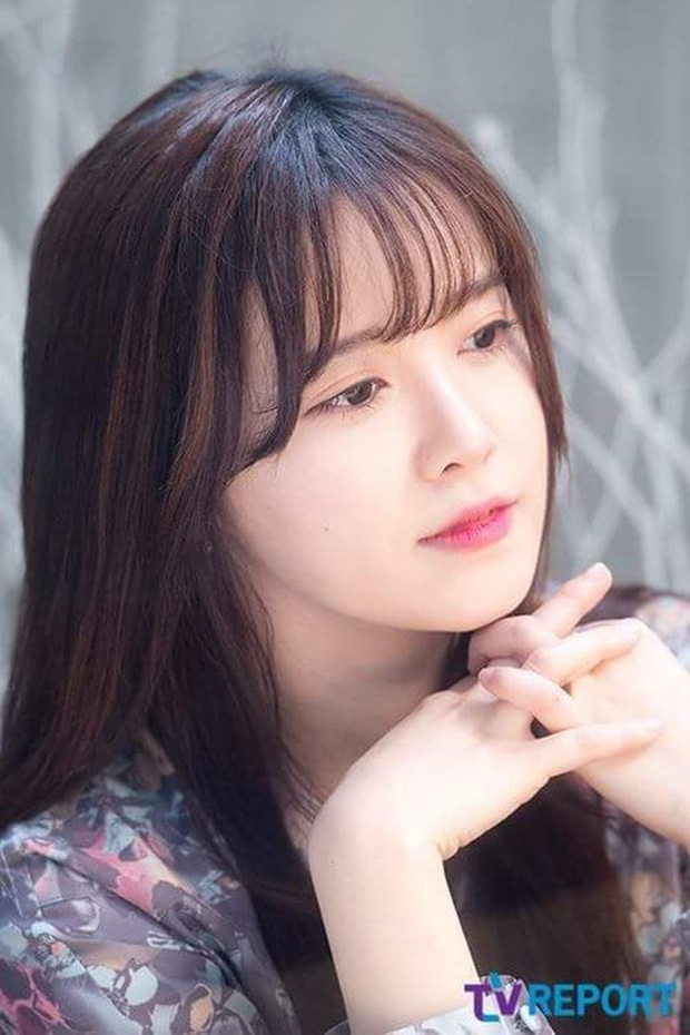 Goo Hye Sun kể chuyện rời YG sang công ty mới vì Ahn Jae Hyun: Bị lạnh nhạt, phải đọc báo để biết chồng làm gì Goo Hye Sun kể chuyện rời YG sang công ty mới vì Ahn Jae Hyun: Bị lạnh nhạt, phải đọc báo để biết chồng làm gì
