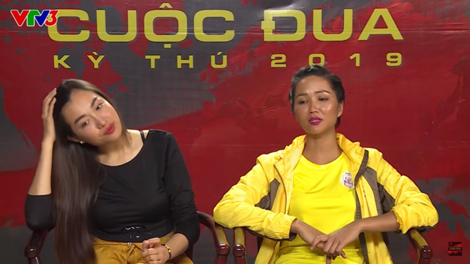 Cuộc đua kỳ thú: Hoa hậu H’Hen Niê đau đớn vì bị đuổi khỏi quán cà phê - 4 Cuộc đua kỳ thú: Hoa hậu H’Hen Niê đau đớn vì bị đuổi khỏi quán cà phê - 4