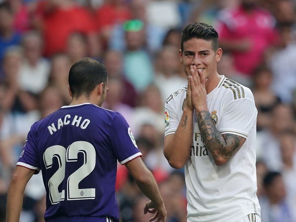 Real Madrid đánh rơi chiến thắng đáng tiếc trước Valladolid trong ngày Bale và James tái xuất Real Madrid đánh rơi chiến thắng đáng tiếc trước Valladolid trong ngày Bale và James tái xuất