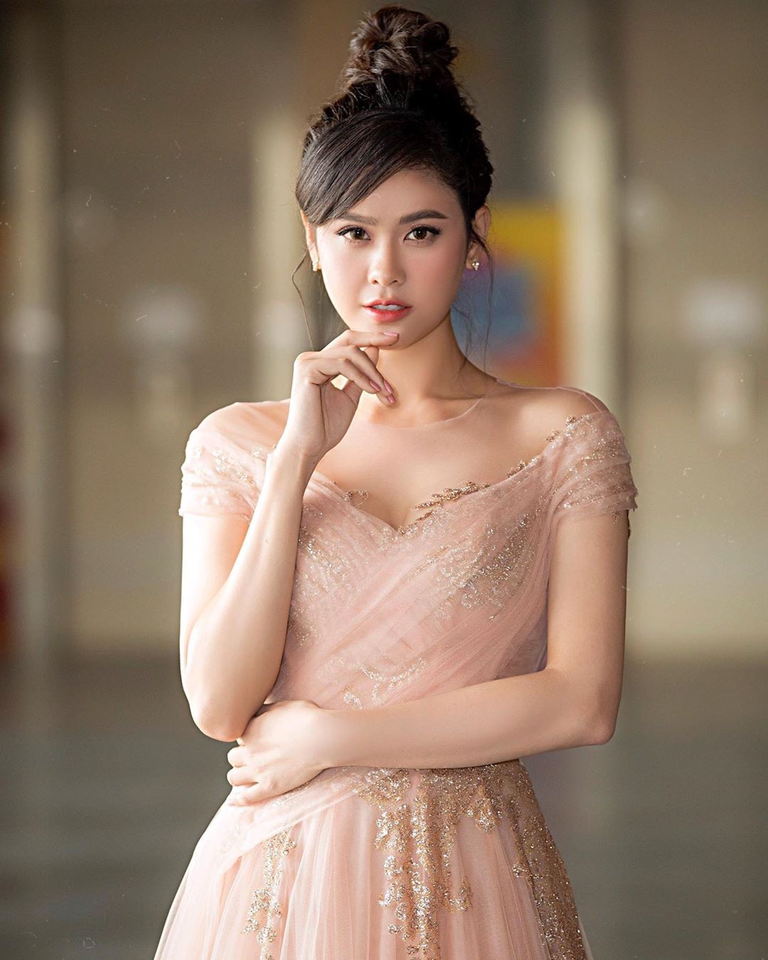 Nói không quan tâm tin đồn Tim và Đàm Phương Linh nhưng Trương Quỳnh Anh lại có động thái ẩn ý - 1 Nói không quan tâm tin đồn Tim và Đàm Phương Linh nhưng Trương Quỳnh Anh lại có động thái ẩn ý - 1