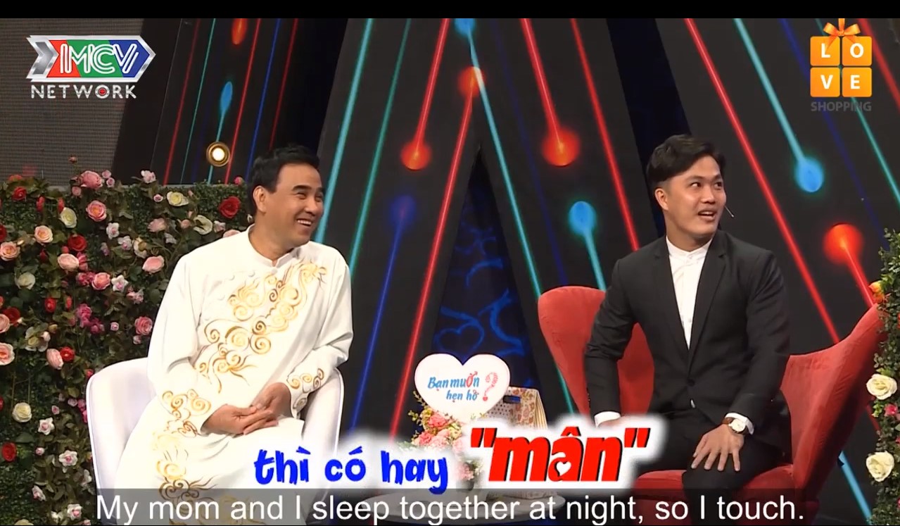 'Bạn muốn hẹn hò': Nữ chính 'đứng hình' khi biết chàng trai 28 tuổi có sở thích 'mân vú mẹ' - 6 'Bạn muốn hẹn hò': Nữ chính 'đứng hình' khi biết chàng trai 28 tuổi có sở thích 'mân vú mẹ' - 6