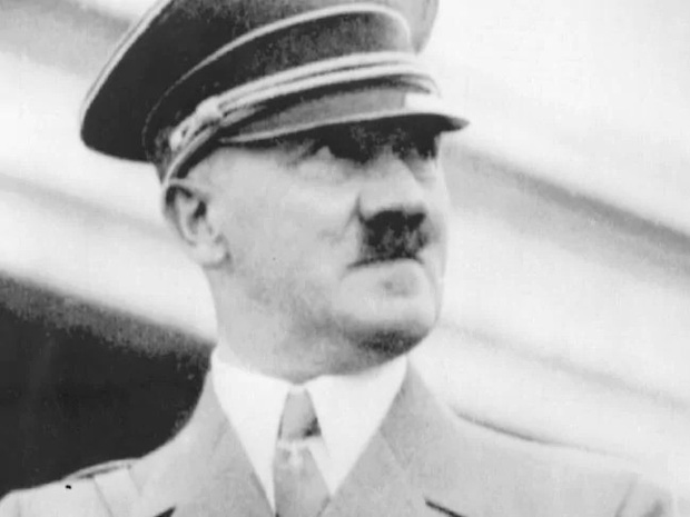 Cuộc đời của người phụ nữ thử thức ăn cho 'trùm phát xít' Hitler: Mỗi ngày đều đánh cược mạng sống, từng bị cưỡng bức đến mất khả năng làm mẹ - 3 Cuộc đời của người phụ nữ thử thức ăn cho 'trùm phát xít' Hitler: Mỗi ngày đều đánh cược mạng sống, từng bị cưỡng bức đến mất khả năng làm mẹ - 3