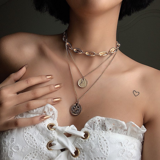 Hội sành điệu Instagram chỉ diện 5 món phụ kiện là có hình 'sống ảo' đẹp mê, bạn hãy thử ngay cho dịp nghỉ lễ để thấy sự lợi hại - 10 Hội sành điệu Instagram chỉ diện 5 món phụ kiện là có hình 'sống ảo' đẹp mê, bạn hãy thử ngay cho dịp nghỉ lễ để thấy sự lợi hại - 10