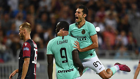 Lukaku bị CĐV Inter ngược đãi nghiêm trọng Lukaku bị CĐV Inter ngược đãi nghiêm trọng