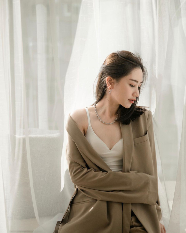 Dành cho ai có da sạm, xỉn màu: 4 mẹo nhỏ nhưng có võ giúp da sáng hơn mà chưa cần các bước skincare cầu kỳ - 6 Dành cho ai có da sạm, xỉn màu: 4 mẹo nhỏ nhưng có võ giúp da sáng hơn mà chưa cần các bước skincare cầu kỳ - 6