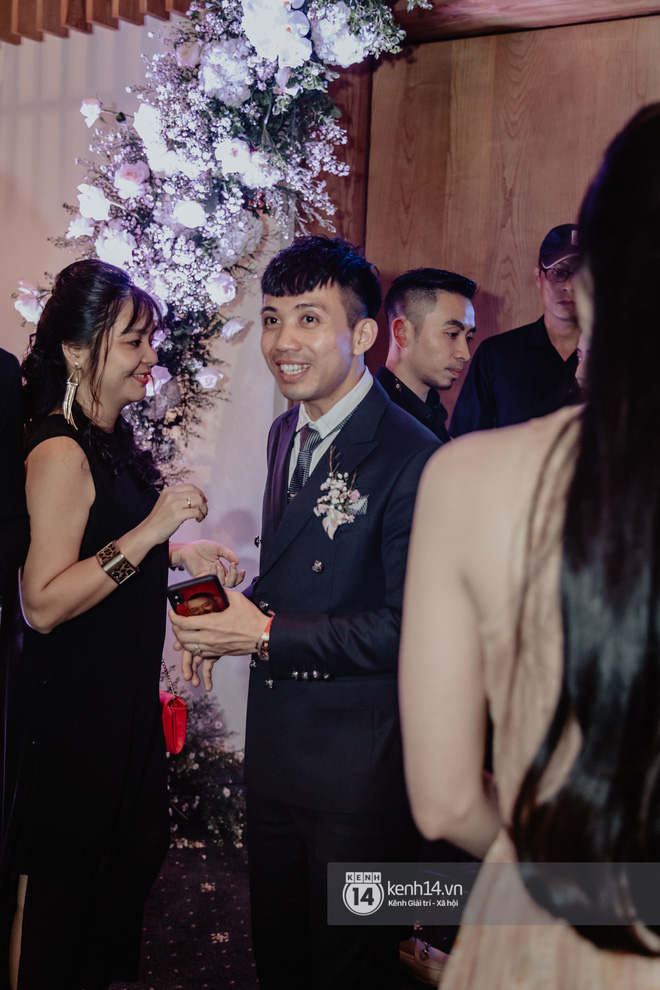 Phan Thành lẻ loi dự đám cưới con gái Minh Nhựa, thiếu mất 1 người quan trọng trong 'hội bạn chơi siêu xe' nức tiếng Sài Gòn - 2 Phan Thành lẻ loi dự đám cưới con gái Minh Nhựa, thiếu mất 1 người quan trọng trong 'hội bạn chơi siêu xe' nức tiếng Sài Gòn - 2