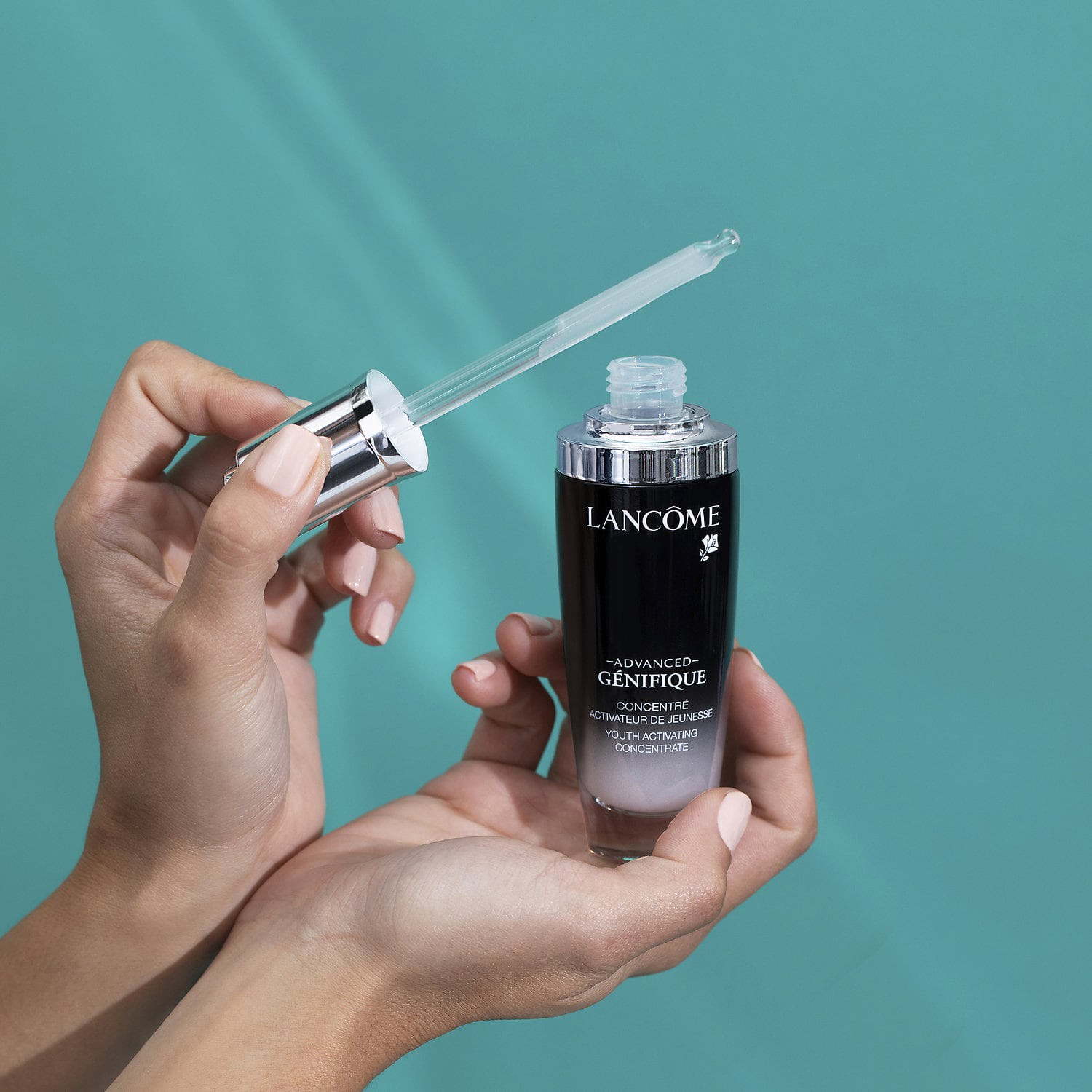 Quy trình skincare của Thanh Tú: Tẩy trang tận 2 bước, chống lão hóa từ sớm nên chẳng trách da cứ đẹp nõn nà - 9 Quy trình skincare của Thanh Tú: Tẩy trang tận 2 bước, chống lão hóa từ sớm nên chẳng trách da cứ đẹp nõn nà - 9
