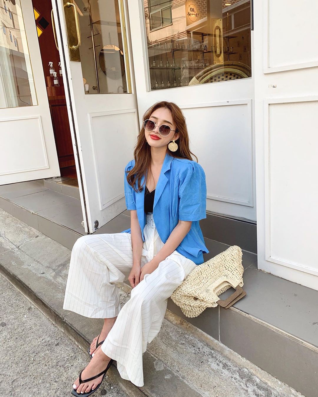 Trông cũng đơn giản mà sao diện lên sang chảnh hết sức, đây là 4 ý tưởng diện đồ nàng công sở không thể bỏ qua - 13 Trông cũng đơn giản mà sao diện lên sang chảnh hết sức, đây là 4 ý tưởng diện đồ nàng công sở không thể bỏ qua - 13