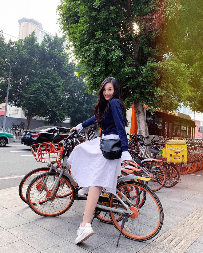 Đọ gu du lịch sang chảnh giữa 4 cô vợ đại gia hot nhất MXH: Vợ hai Minh Nhựa là người lùm xùm nhất với loạt ảnh check-in như ở một hành tinh khác! - 40 Đọ gu du lịch sang chảnh giữa 4 cô vợ đại gia hot nhất MXH: Vợ hai Minh Nhựa là người lùm xùm nhất với loạt ảnh check-in như ở một hành tinh khác! - 40