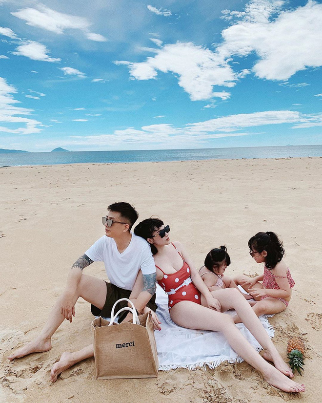 Đọ gu du lịch sang chảnh giữa 4 cô vợ đại gia hot nhất MXH: Vợ hai Minh Nhựa là người lùm xùm nhất với loạt ảnh check-in như ở một hành tinh khác! - 44 Đọ gu du lịch sang chảnh giữa 4 cô vợ đại gia hot nhất MXH: Vợ hai Minh Nhựa là người lùm xùm nhất với loạt ảnh check-in như ở một hành tinh khác! - 44