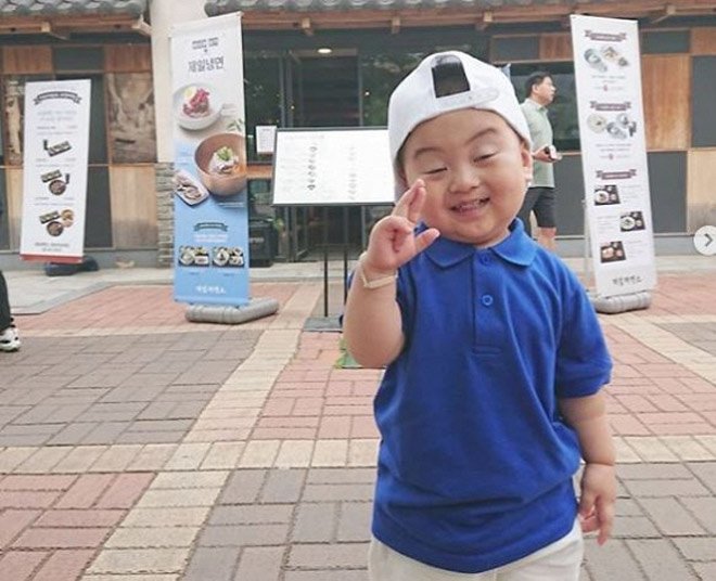 Bé trai gây sốt với hàng nghìn biểu cảm dễ thương, ai xem cũng không nhịn được cười - 17 Bé trai gây sốt với hàng nghìn biểu cảm dễ thương, ai xem cũng không nhịn được cười - 17