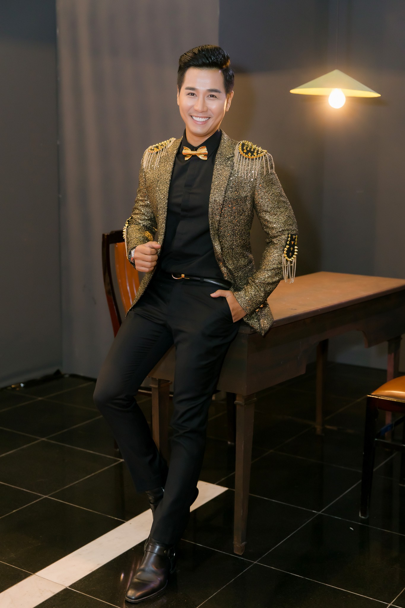 VTV Awards gây tranh cãi, Nguyên Khang nói gì khi được cho là xứng đáng giành giải hơn Thành Trung? - 1 VTV Awards gây tranh cãi, Nguyên Khang nói gì khi được cho là xứng đáng giành giải hơn Thành Trung? - 1