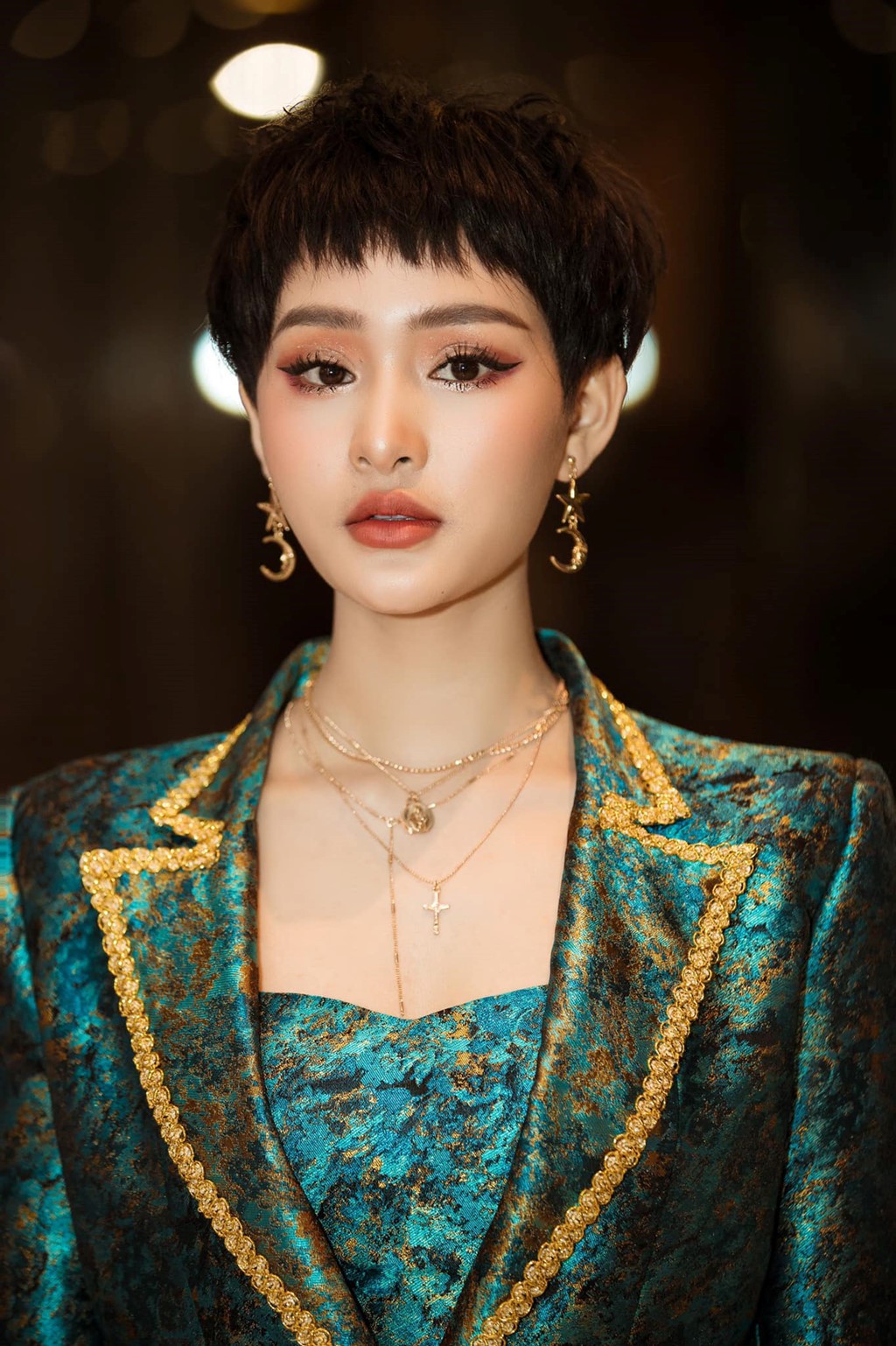 Nghi án tình ái với Bùi Anh Tuấn chưa hết, Hiền Hồ đã bị đồn hẹn hò với chồng cũ của một người đẹp đình đám - 3 Nghi án tình ái với Bùi Anh Tuấn chưa hết, Hiền Hồ đã bị đồn hẹn hò với chồng cũ của một người đẹp đình đám - 3