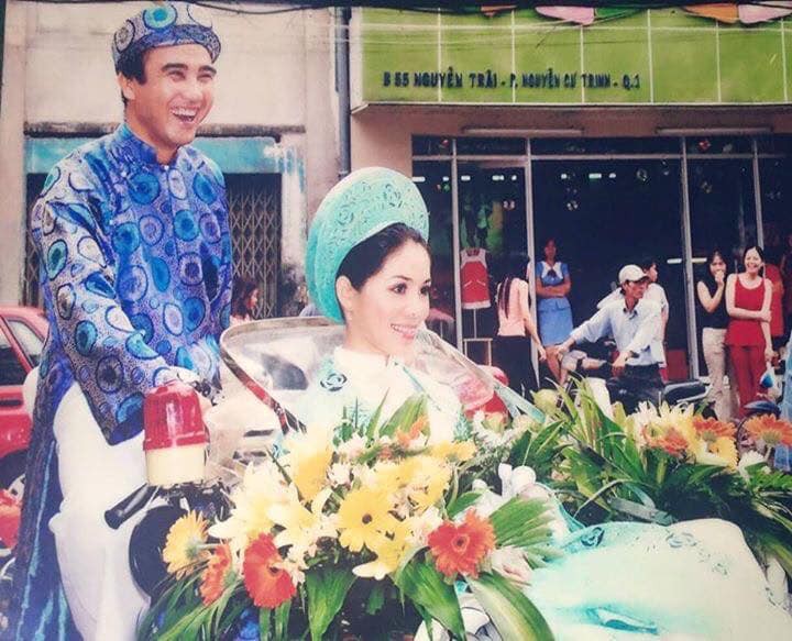Kỷ niệm 14 năm ngày cưới, MC Quyền Linh nhắn nhủ đến bà xã điều không ngờ tới - 2 Kỷ niệm 14 năm ngày cưới, MC Quyền Linh nhắn nhủ đến bà xã điều không ngờ tới - 2
