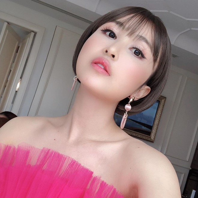 Phản ứng mới nhất của vợ Minh Nhựa khi bị tố chôm ảnh của nữ blogger nổi tiếng - 3 Phản ứng mới nhất của vợ Minh Nhựa khi bị tố chôm ảnh của nữ blogger nổi tiếng - 3