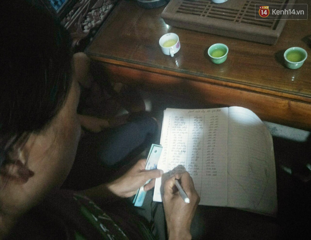 Vụ cháu bé bị bác ruột chém lìa tay, hỏng vĩnh viễn mắt trái: 'Tôi sinh con ra lành lặn mà giờ như vậy...' - 2 Vụ cháu bé bị bác ruột chém lìa tay, hỏng vĩnh viễn mắt trái: 'Tôi sinh con ra lành lặn mà giờ như vậy...' - 2