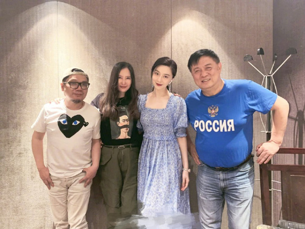 Rộ hình ảnh Phạm Băng Băng ôm con mừng ngày đầy tháng và sự thực phũ phàng đằng sau - 1 Rộ hình ảnh Phạm Băng Băng ôm con mừng ngày đầy tháng và sự thực phũ phàng đằng sau - 1