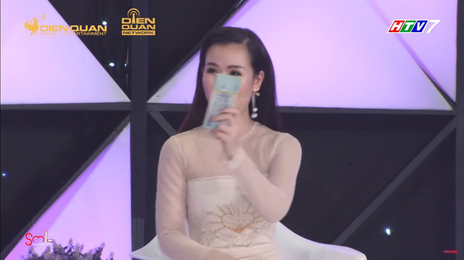 Trấn Thành: 'Tiền kiếm khó lắm, nói lòi họng mới ra cọc tiền này. Bây giờ tôi giãn thanh quản rồi' - 2 Trấn Thành: 'Tiền kiếm khó lắm, nói lòi họng mới ra cọc tiền này. Bây giờ tôi giãn thanh quản rồi' - 2