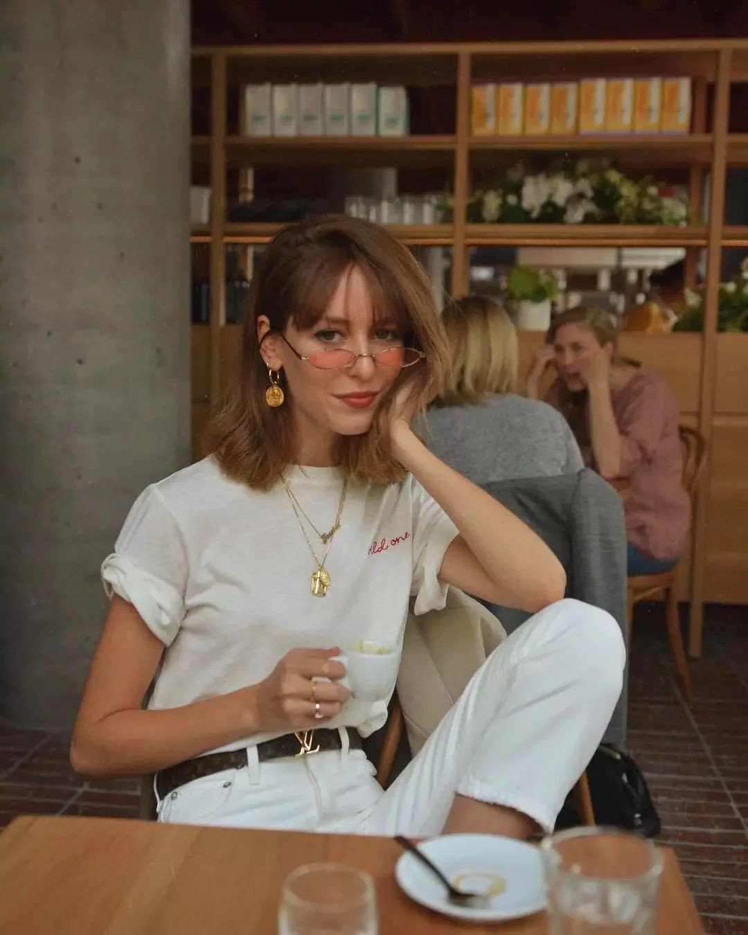 Để luôn thanh lịch như những quý cô Paris, 5 items thời trang “cộm cán” của họ sẽ là thứ mà bạn chẳng thể bỏ qua - 12 Để luôn thanh lịch như những quý cô Paris, 5 items thời trang “cộm cán” của họ sẽ là thứ mà bạn chẳng thể bỏ qua - 12