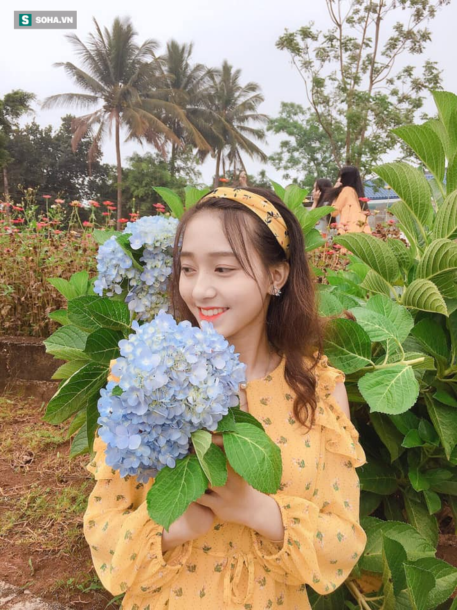Nữ sinh có nụ cười ngọt ngào và đôi chân kỳ lạ khiến bao người nín lặng - 5 Nữ sinh có nụ cười ngọt ngào và đôi chân kỳ lạ khiến bao người nín lặng - 5