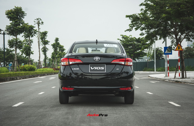 So sánh Kia Soluto, Hyundai Accent và Toyota Vios - Cuộc đua tam mã trên thị trường ô tô Việt Nam - 11 So sánh Kia Soluto, Hyundai Accent và Toyota Vios - Cuộc đua tam mã trên thị trường ô tô Việt Nam - 11