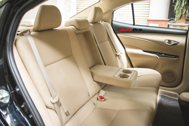 So sánh Kia Soluto, Hyundai Accent và Toyota Vios - Cuộc đua tam mã trên thị trường ô tô Việt Nam - 7 So sánh Kia Soluto, Hyundai Accent và Toyota Vios - Cuộc đua tam mã trên thị trường ô tô Việt Nam - 7