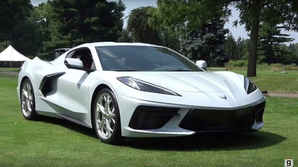 Giá của Corvette C8 2020 thực sự 'rẻ đến vô lý' dù ở thị trường nào - 2 Giá của Corvette C8 2020 thực sự 'rẻ đến vô lý' dù ở thị trường nào - 2