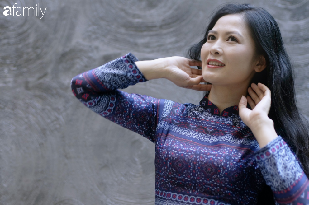 Thúy Hà 'cô Hạnh bán hoa của Về nhà đi con' lần đầu xác nhận đã ly hôn: Tôi phải mất nhiều năm để đợi các con lớn mới quyết định điều đó - 6 Thúy Hà 'cô Hạnh bán hoa của Về nhà đi con' lần đầu xác nhận đã ly hôn: Tôi phải mất nhiều năm để đợi các con lớn mới quyết định điều đó - 6