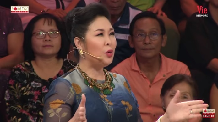 Hồng Vân: 'Nhờ chồng Cẩm Ly mà tôi có ngày hôm nay, có nhà cửa, xe cộ nên giờ bảo làm gì tôi cũng làm' Hồng Vân: 'Nhờ chồng Cẩm Ly mà tôi có ngày hôm nay, có nhà cửa, xe cộ nên giờ bảo làm gì tôi cũng làm'