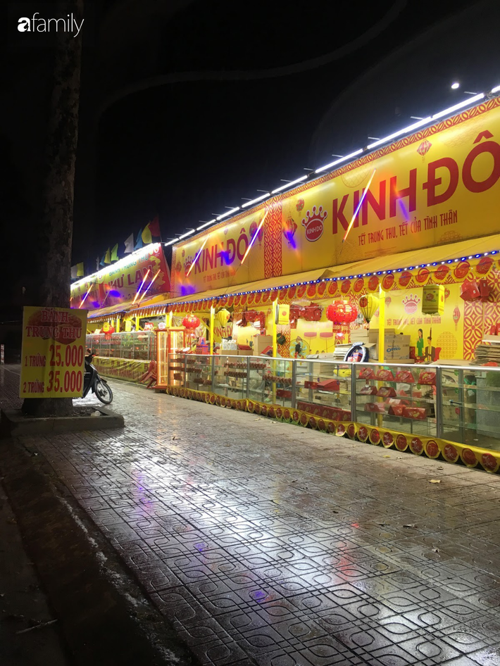 Mua bánh Trung thu cuối mùa với ưu đãi 'mua 1 tặng 3', 'mua 1 thành 4', liệu khách hàng lời hay rơi vào bẫy của nhà kinh doanh? - 6 Mua bánh Trung thu cuối mùa với ưu đãi 'mua 1 tặng 3', 'mua 1 thành 4', liệu khách hàng lời hay rơi vào bẫy của nhà kinh doanh? - 6