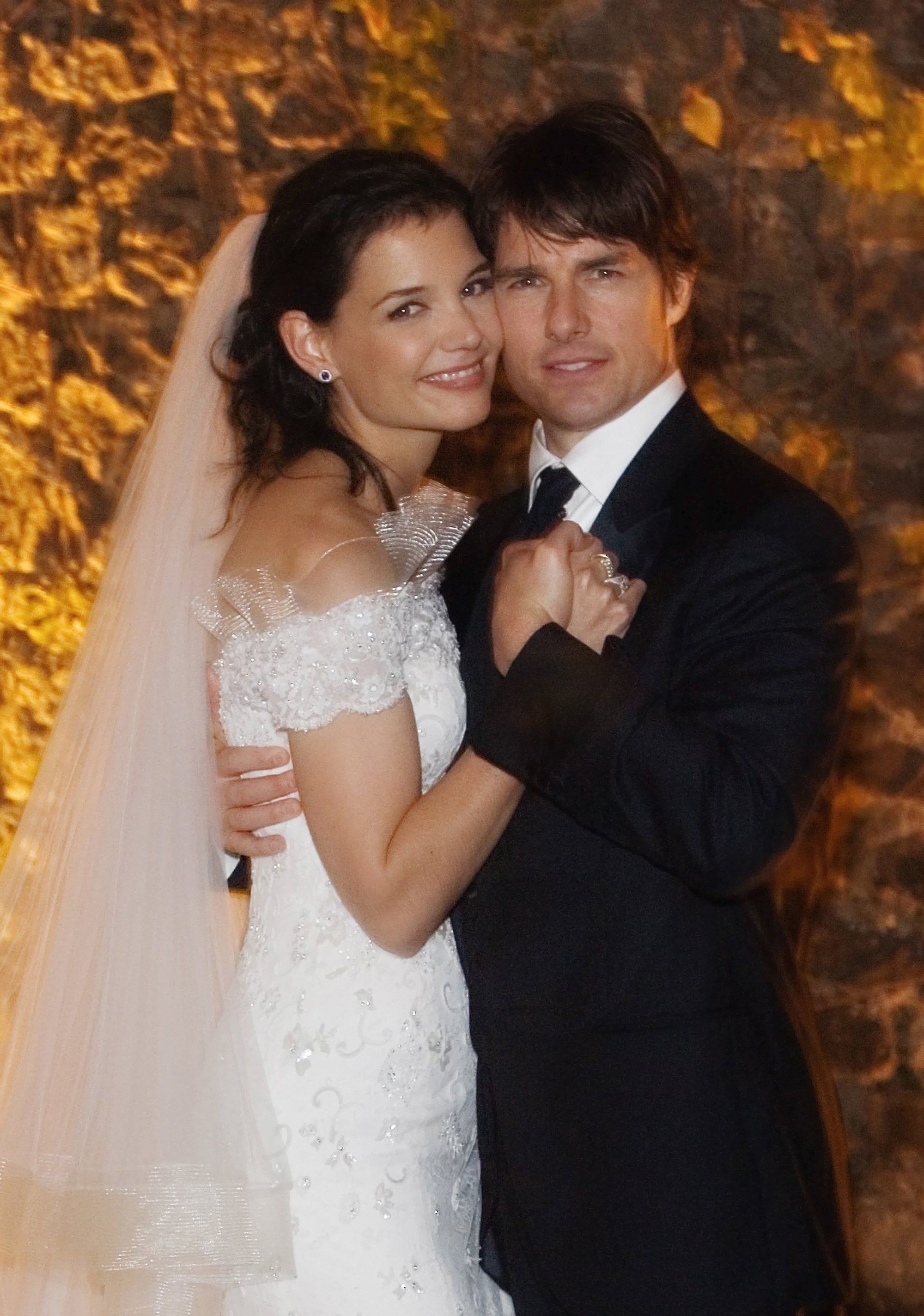 'Vợ cũ Tom Cruise' Katie Holmes: Những tưởng tìm thấy bình yên sau cuộc hôn nhân địa ngục hóa ra cũng chỉ có duyên nắm tay nhau 1 đoạn đường - 3 'Vợ cũ Tom Cruise' Katie Holmes: Những tưởng tìm thấy bình yên sau cuộc hôn nhân địa ngục hóa ra cũng chỉ có duyên nắm tay nhau 1 đoạn đường - 3