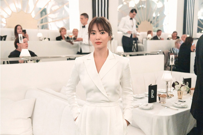 Song Hye Kyo quyết định bất ngờ hậu ly hôn: Du học tại Mỹ, tự 'điều trị' vết thương lòng vì chia tay Song Joong Ki? - 1 Song Hye Kyo quyết định bất ngờ hậu ly hôn: Du học tại Mỹ, tự 'điều trị' vết thương lòng vì chia tay Song Joong Ki? - 1