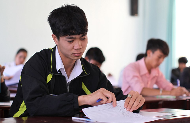 Ảnh hiếm thời đi học của dàn cầu thủ Việt: Ai cũng nhìn cực ngố tàu, riêng Xuân Trường gây bất ngờ với thành tích học tập khủng - 11 Ảnh hiếm thời đi học của dàn cầu thủ Việt: Ai cũng nhìn cực ngố tàu, riêng Xuân Trường gây bất ngờ với thành tích học tập khủng - 11