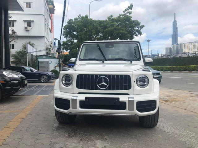 Mercedes-AMG G63 2019 chính hãng bắt đầu về Việt Nam phục vụ các đại gia Việt - 2 Mercedes-AMG G63 2019 chính hãng bắt đầu về Việt Nam phục vụ các đại gia Việt - 2