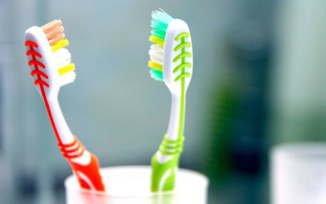 8 cách đánh răng sai lầm ai cũng mắc phải - 4 8 cách đánh răng sai lầm ai cũng mắc phải - 4