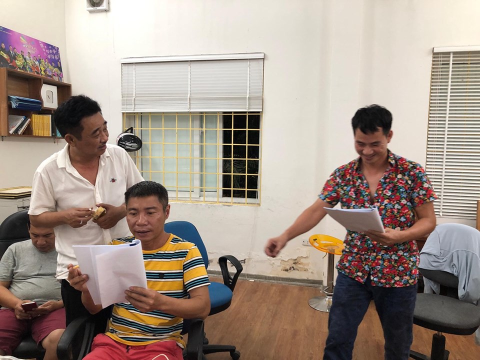 Xôn xao trước hình ảnh dàn Táo quân tập luyện sớm dù 4 tháng nữa mới đến Tết Nguyên Đán - 1 Xôn xao trước hình ảnh dàn Táo quân tập luyện sớm dù 4 tháng nữa mới đến Tết Nguyên Đán - 1