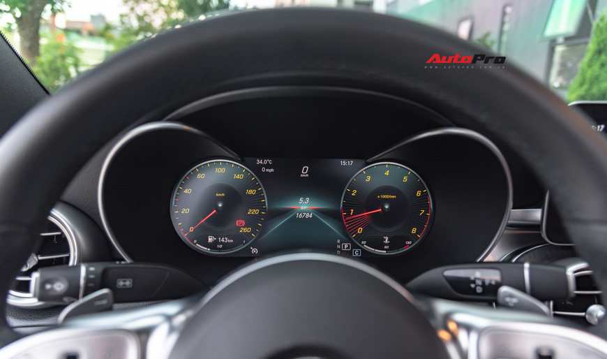 Đại gia Quảng Ninh bán Mercedes-Benz C300 AMG 2019 chỉ sau 6 tháng đăng kí với giá bất ngờ - 16 Đại gia Quảng Ninh bán Mercedes-Benz C300 AMG 2019 chỉ sau 6 tháng đăng kí với giá bất ngờ - 16